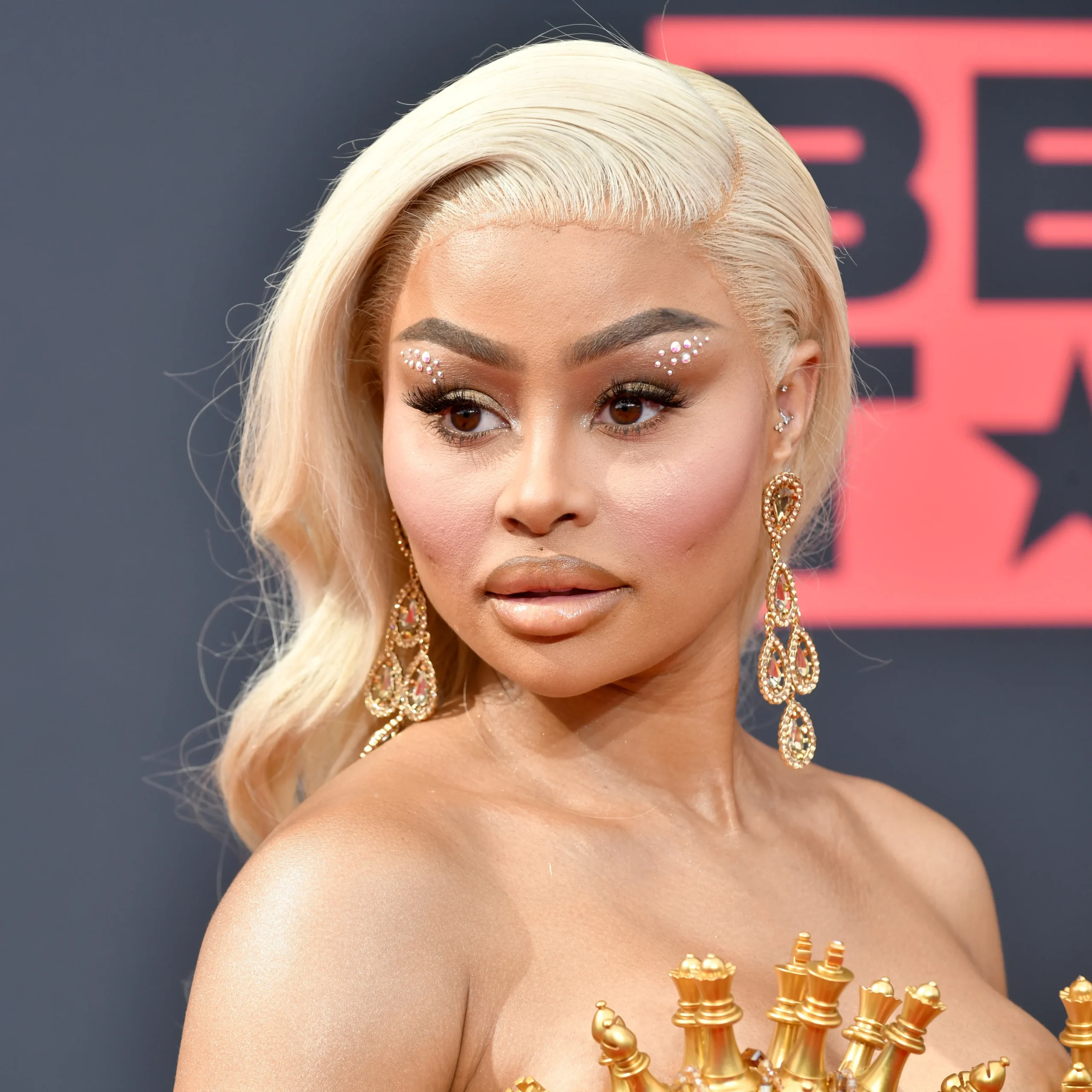 Blac Chyna Biography, Age, Songs, Wiki, Height, Net Worth, Kids, and Latest Updates