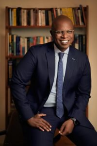 Sim Shagaya: Biography, Konga, uLesson and Net Worth 10-Key-Lessons-from-Sim-Shagaya-at-the-Sterling-Leadership-Series-scaled