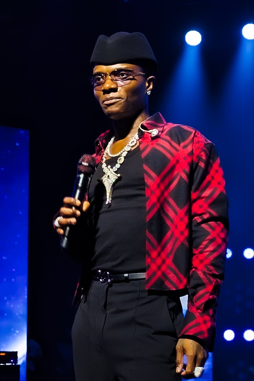 Wizkid Biography & Net Worth (2026): Grammy, Morayo, Starboy Empire